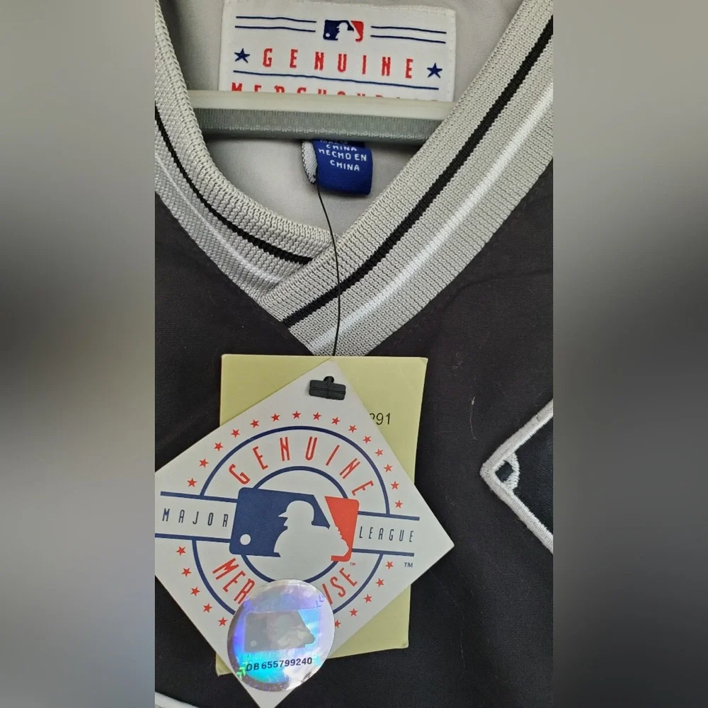 NWT CHICAGO WHITE SOX Vintage 90s V neck pullover Windbreaker. Sz.L